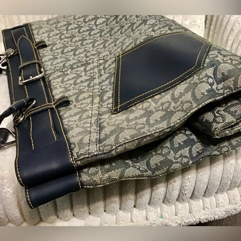 Dior Bags - Picture 4 of 13